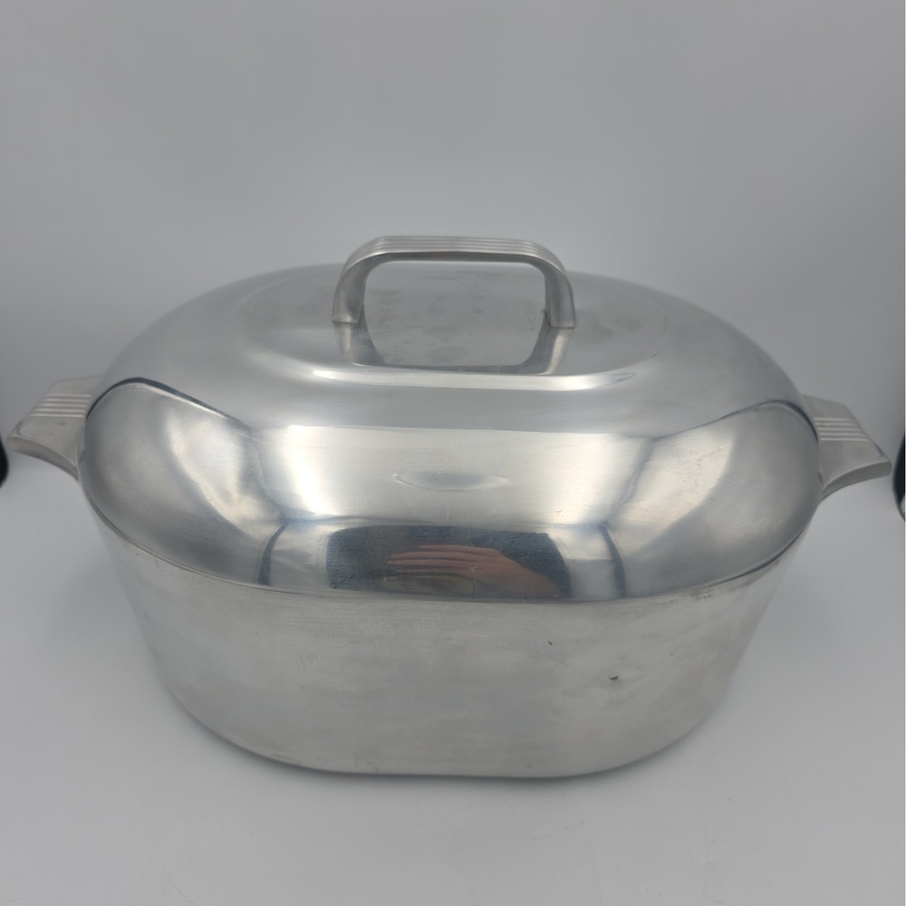 VTG Wagner Ware Magnalite Sidney-O 8 Qt Oval Roaster 4265-P, with Trivet Clean!